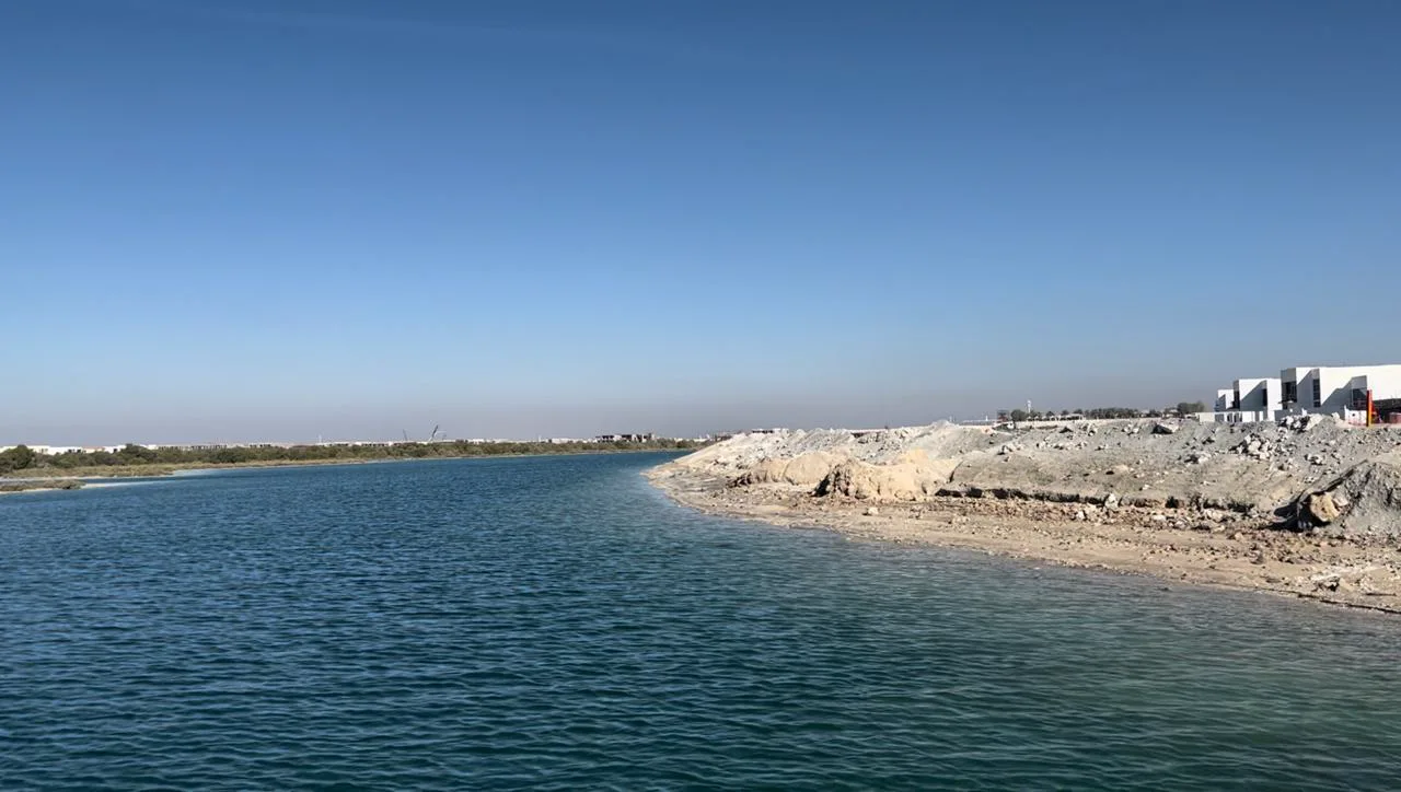 Al Jubail Island channel and plot outlook